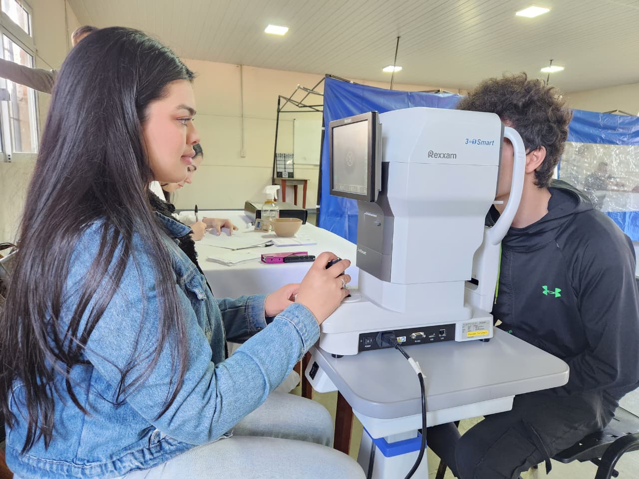 Mirar Mejor llegó a Garuhapé, donde brindó atención a centenares de vecinos