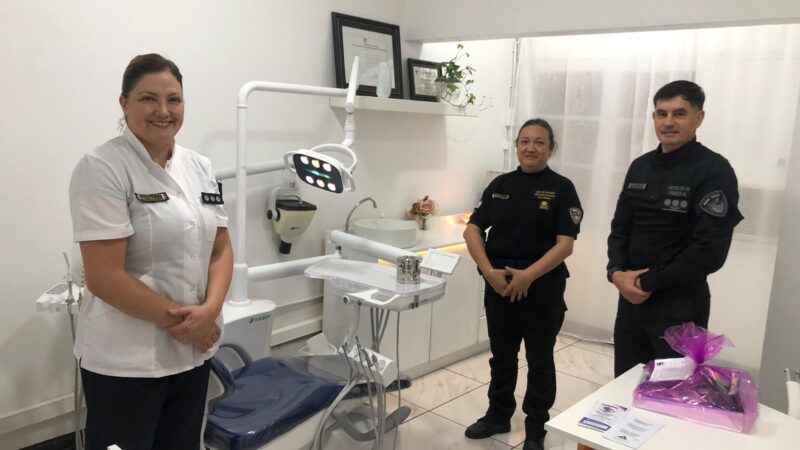 La Unidad Regional II de Policía de Oberá inauguró un moderno consultorio odontológico para el personal, familiares y retirados