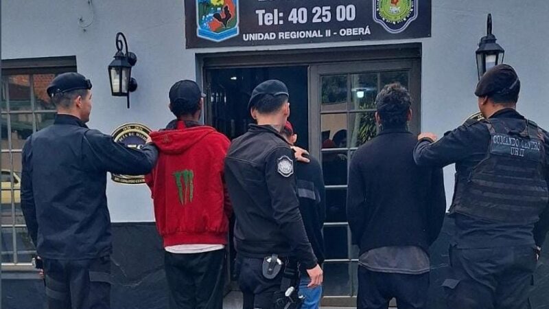 Brutal ataque con machete en Oberá: un joven terminó con un corte en el cuello y lesiones en una mano
