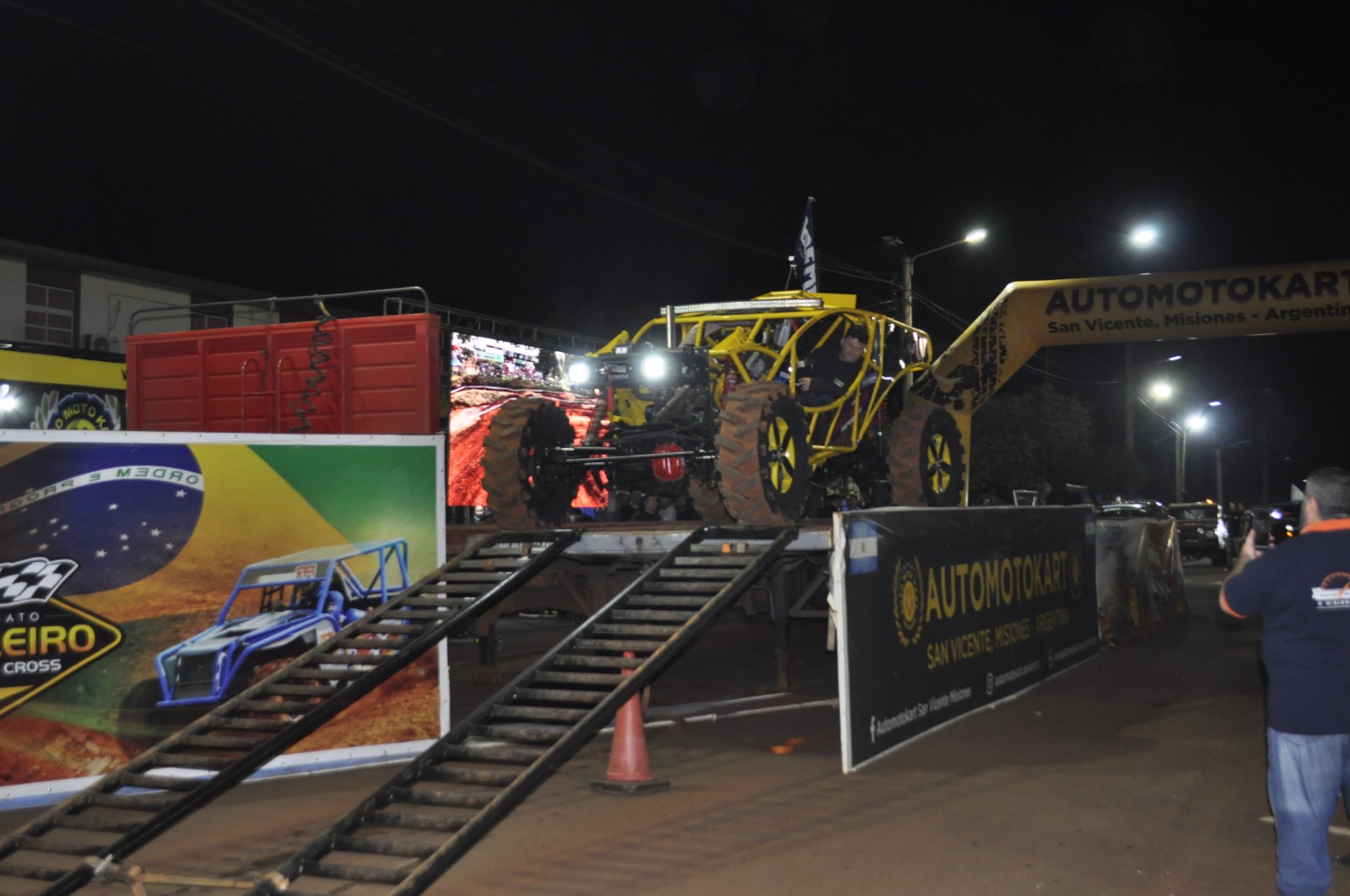 Impactante apertura del Jeep Fest Argentina 2026 en el centro de San Vicente