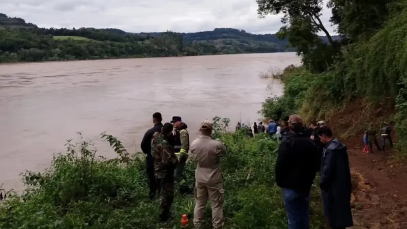 Desesperada búsqueda de un joven desaparecido en el río Uruguay