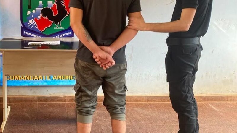 Se hartó de las explosiones de una moto y lo solucionó a planazos: terminó preso