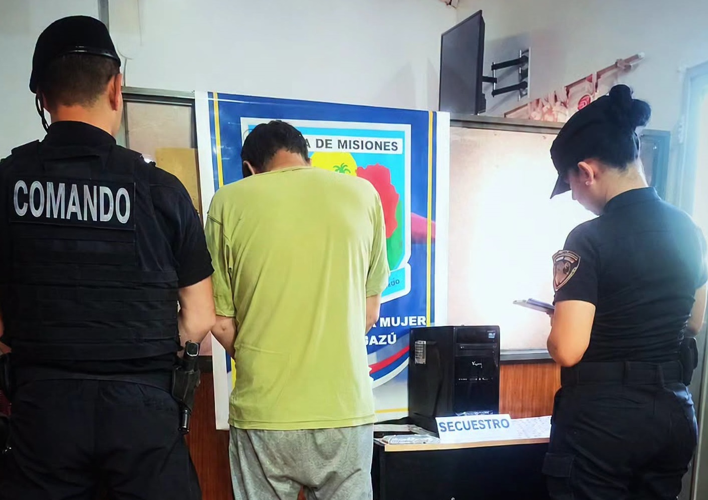 Denunció a su compañero de pádel por acoso y supuestos rituales: el acusado fue detenido