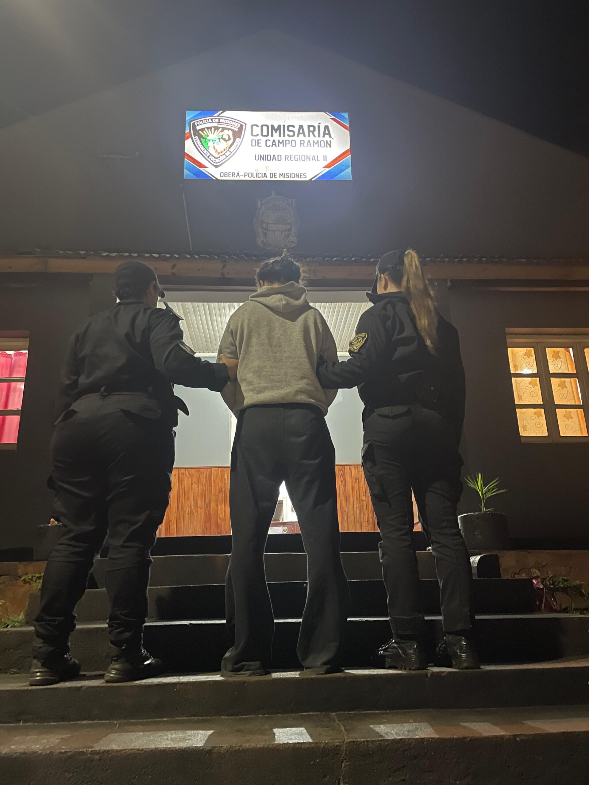 Detuvieron a una mujer acusada de golpear y lesionar a otra chica en Campo Ramón