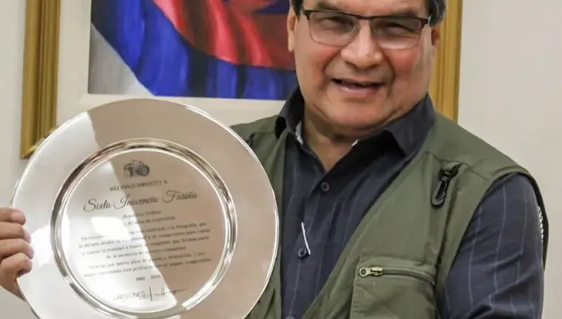 Reconocieron la trayectoria de Sixto Fariña, ícono del fotoperiodismo misionero y un compañero extraordinario