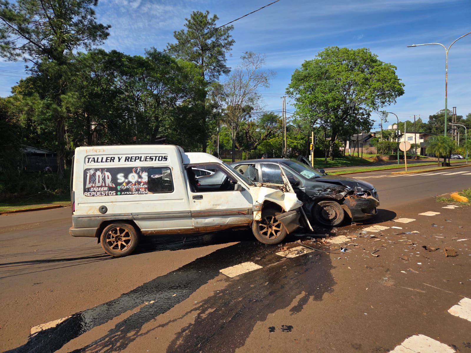 Dos pasajeros de Didi resultaron heridos por un choque en la autovía