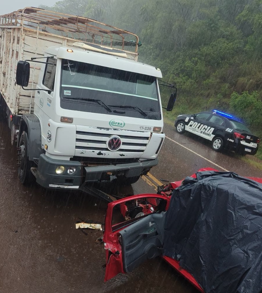 Tránsito fatal: murió una pareja de jubilados por un choque en Salto Encantado