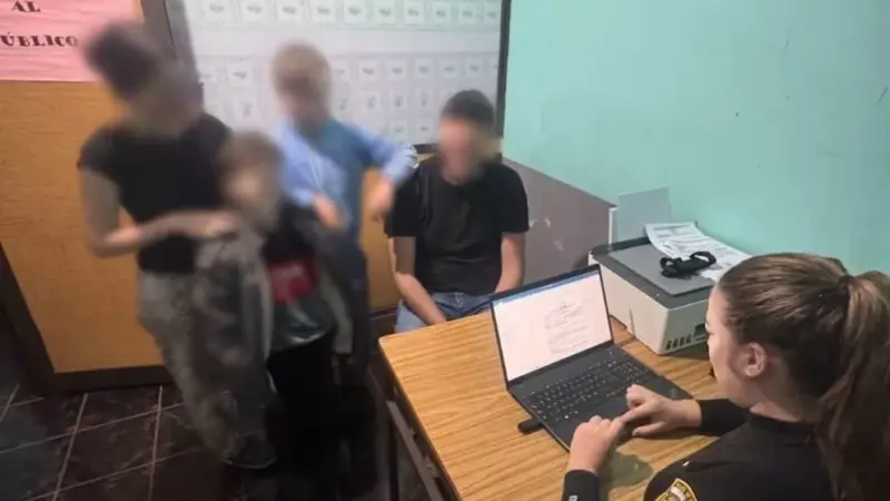 “Mamá es borracha y drogadicta”: el drama de tres hermanitos víctimas de violencia