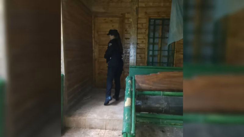 Asistieron a una nena de 8 años que estuvo sola en su casa varios días